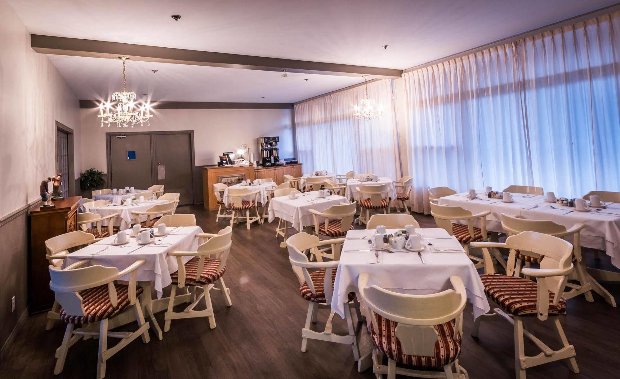 ביי - קומיו Hotel La Caravelle מראה חיצוני תמונה
